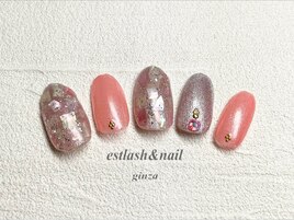 ピンクシェルタイルネイル