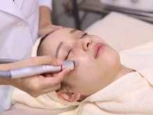 －LIN FACE 導入機器紹介－“毛穴レスな圧倒的透明感肌”が叶う！！【ハイドラ】