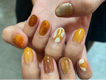 カーティシーネイルズ(curtisii NAILS)/