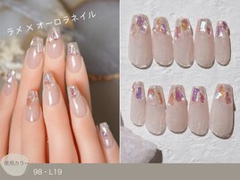 60種類から選ぶトレンドネイル