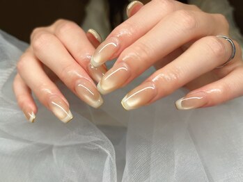 ネイルマーシー(Nail Mercy)/マグネット×フレンチ