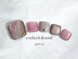 フットピンクプッチ柄ネイル