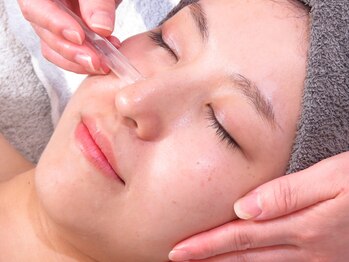 ゴータスディグラシア(Gotas de gracia)/毛穴洗浄