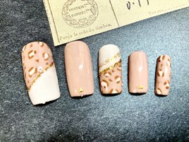 斜めフレンチヒョウ柄