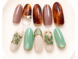 スペシャル定額￥8,499