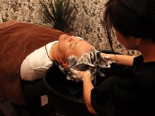 サロン ド オージャス(salon de ojas)