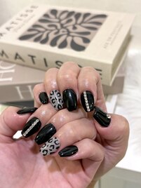 ブラックヒョウ柄ネイル♪