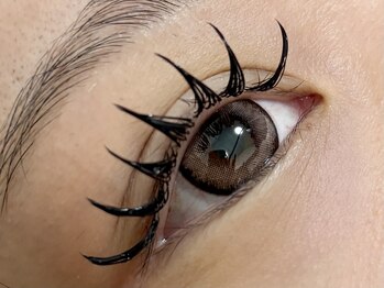 ユニー 相模大野(uniii)の写真/20時以降のご予約OK!他店で叶わなかった理想の目元を叶える初めての方にオススメのサロン♪