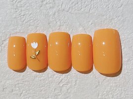 チューリップネイル