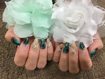 ネイルルーム 千美(room)/ハンドジェルネイル♪