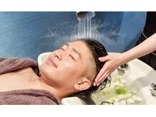 ワヤンプリ 横浜店/生炭酸マイクロ毛穴ジェット洗浄