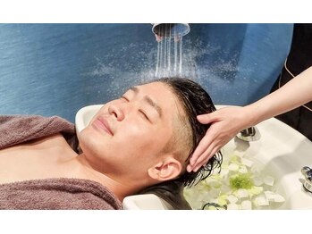 ワヤンプリ 横浜店/生炭酸マイクロ毛穴ジェット洗浄