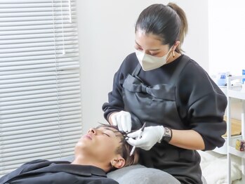ベリーム(bereme)の写真/【メンズ眉毛専門店】男性眉を知り尽くした専門性でクオリティの高い仕上がりの美眉を実現☆