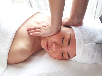 ウィルビー(WillB)/■小顔コルギ(工程4)