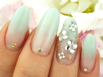 アルーア(Allure)/☆ビジューデザイン