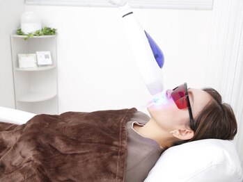 ホワイトニングカフェ 市川店(Whitening Cafe)/☆ホワイトニングLED照射