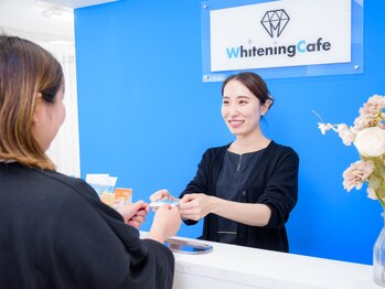 ホワイトニングカフェ 平塚店(WhiteningCafe)/★お会計・お見送り