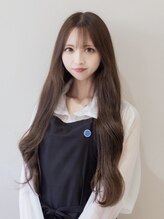 ファメル(Fam-er) ネイリスト Natsumi.H