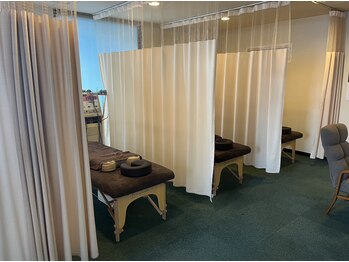 高槻宗八鍼灸整骨院/内装