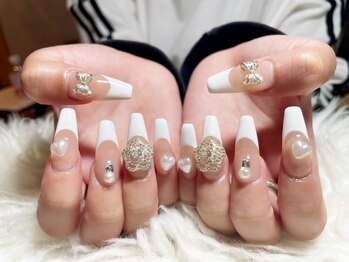 シェル ネイル(Cher nail)/ワンホンフレンチ【Cher nail】