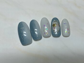 ルミエ(Lumie)/雪の結晶ネイル