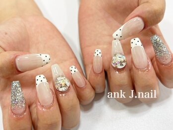 アンクジェーネイル(ankJ.nail)/白フレンチにドット★