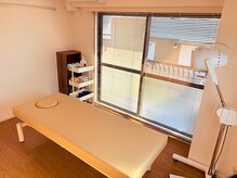シンプル ライフアンドコンディショニング(Shinple Life&Coditioning)の雰囲気（設備/完全個室のプライベート空間、お着替えの準備もございます）