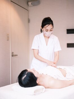 MEGURU 青山 / 表参道店【メグル】美容鍼/小顔/肩こり/リフトアップ/[青山/表参道/美容鍼/小顔]