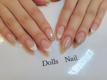 トータルビューティーサロン ドールズ(total beauty salon Dolls)/白フレンチ×差し色ラメフレンチ