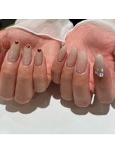 ヴィヴィアンビューティ ネイルアンドアイ Viviean Beauty Nail & Eye/ワンホンネイル