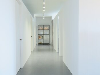 ビオラス 大在店(VIOLUS)/通路