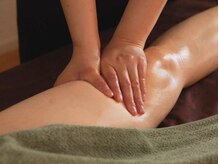 ジュピター(Jupiter)/気になる膝上の形を出します