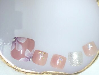 からだの恵み/大人かわいいフットネイル