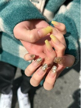 エム(em)/ラメ×黄色グラデーション