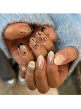 グラマラス アンジェアイ 荻窪店(glamourous ange eye)/アシメネイル