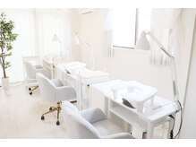 豊富なデザインの中からお気に入りのネイルをお選びください♪