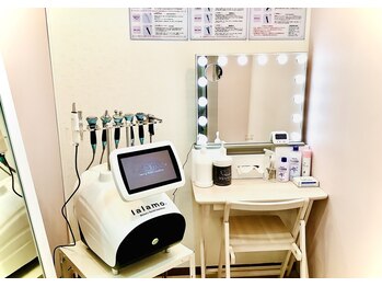 ララモ(LALAMO)/セルフエステ 本格フェイシャル