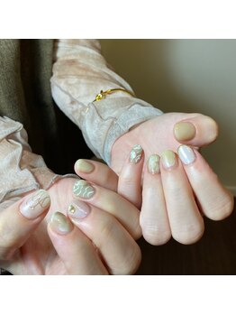 エミュヌイ(e'mu NUI.)/フリーデザインコース