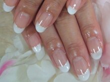 エフネイル(ef nail)の雰囲気（★フレンチラメライン★3980円）