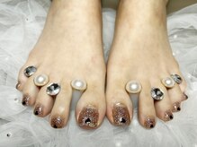 フットネイルがおすすめ◎ワンカラー/フラッシュ/マグネット