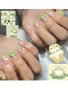 カエルデイジーネイル