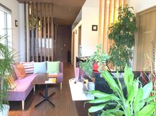 リオラ 富山店(Liora)/内観