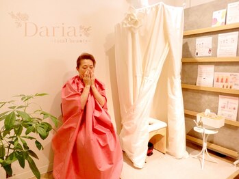 ダリア トータルビューティー(Daria. total beauty)の写真/〈残留農薬0のローズオイル〉で行う究極の蒸気美容。生理などの女性系のお悩みから睡眠のお悩みまで解決！