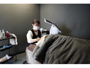 サロン ド ベルペソナ(Salon de bellepersonne)/施術ルームは落ち着く空間