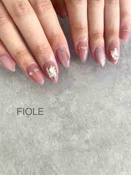フィオル(FIOLE)/pink nail