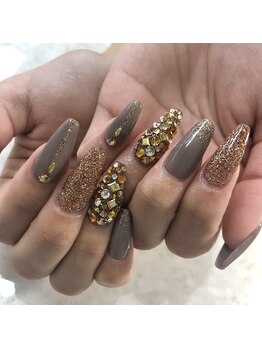 ルーラネイル(Lura nail)/スカルプストーンつけ放題