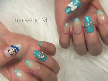 エムドット(M.)/推し活ネイル