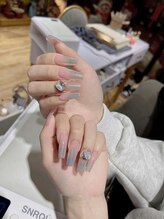 ヘブン ネイル 鶯谷(HEAVEN Nail)/先端グラデネイル