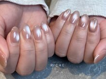 リッシュ(RICHE)/大人のマグネットネイル