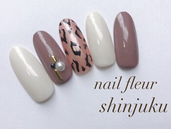 ネイル アンド アイラッシュ フルール 新宿店/¥7500